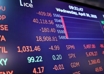 US corporate profits are crumbling from the bottom up