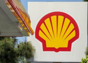 Shell says it would rather buy back its own shares than bid for BP