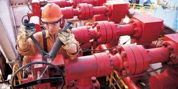 China stockpiles oil as Trump tariff shock hits crude prices
