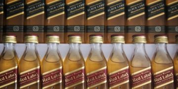 Scotch makers toast UK trade deal with India