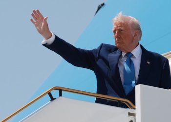 Donald Trump returns from Middle East dealmaking to domestic economic gloom