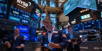 Wall Street’s sudden rebound catches investors ‘offside’