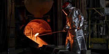 Rush of copper to US because of tariff threat creates shortages in continental Europe