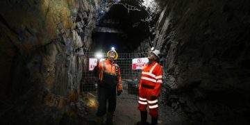 US lawmakers warn over delays to major gold mine in Northern Ireland