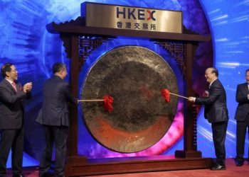 Chinese battery maker CATL surges 16% in biggest listing of 2025