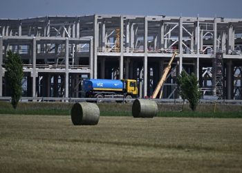 Chinese direct investment in Europe rises for first time in 7 years