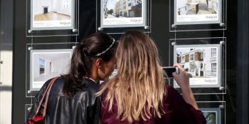 UK regulator to dilute mortgage lending rules