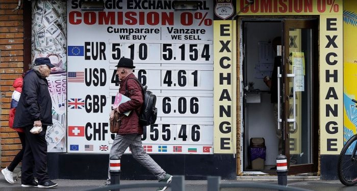 Investors brace for turbulence in Romanian markets as election looms