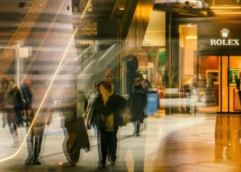 Soaring gold prices test mettle of luxury watch brands