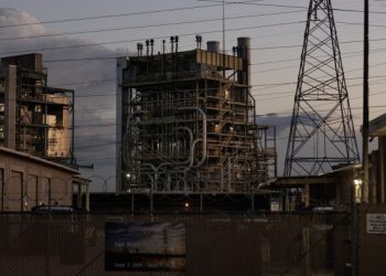 Energy groups scrap Texas-backed projects as costs rise