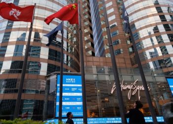 Global stocks rally as Beijing considers US trade talks