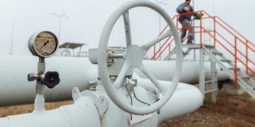 Brussels seeks to force EU companies to disclose Russian gas contracts