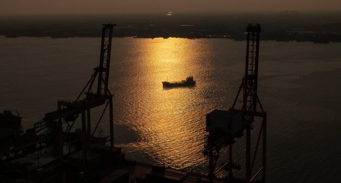 A flagless fleet is threatening the seas