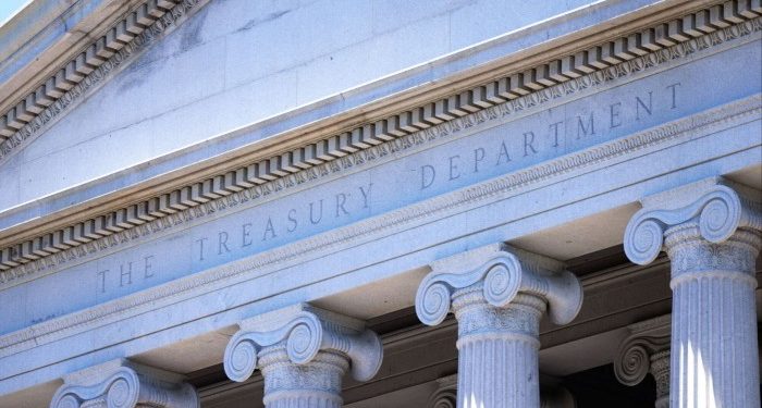 Moody’s strips US of top-notch triple-A credit rating