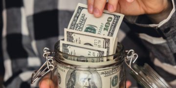 Money Moves to Make Once You Hit a $250K Net Worth