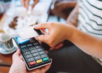 How credit cycling works and why it’s risky