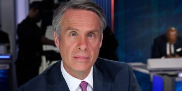 ABC Says Terry Moran, Suspended for Social Media Posts, Will Not Return