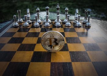 Rising Bitcoin Dominance Above 64% Dashes Hopes Of Altcoin Season, Here’s Why
