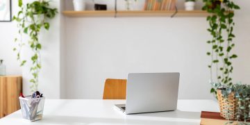 How To Start a Business With No Money (Here’s How I Did It)