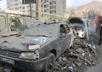 Israeli strikes target Iranian commanders and nuclear plant