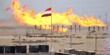 Oil majors pull staff from Iraq amid fears of retaliation by Iran