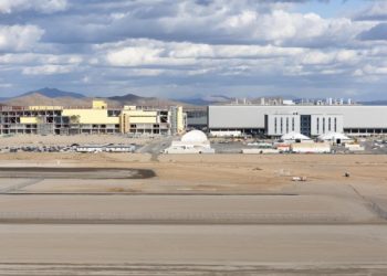 SoftBank chief pitches $1tn AI and robotics complex in Arizona