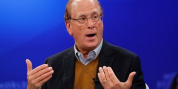 BlackRock’s Larry Fink sounds alarm over rising US red ink