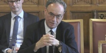 BoE’s Bailey warns on UK productivity in challenge to Reeves