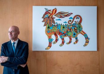 ‘I hate to be politically correct’