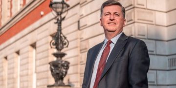 UK to focus new trade strategy on boosting services exports