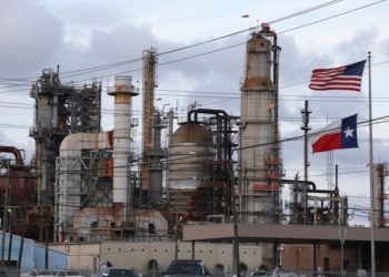 Have low oil prices killed M&A?