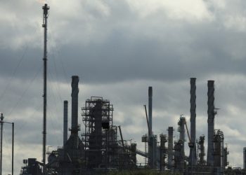 UK government demands probe into insolvency of Lindsey oil refinery