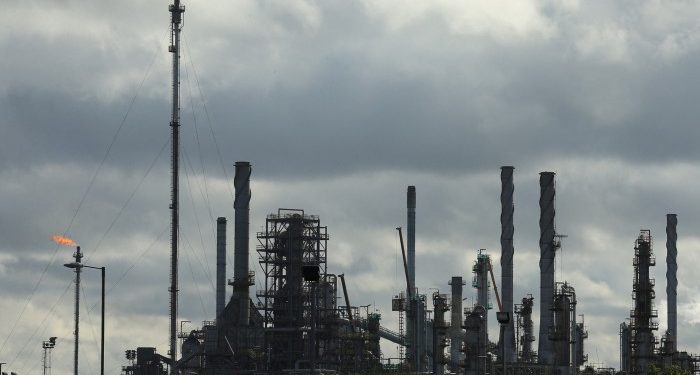 UK government demands probe into insolvency of Lindsey oil refinery