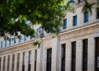 Biggest US banks pass Federal Reserve stress tests
