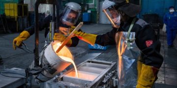 Silver, the precious metal ready to outshine gold