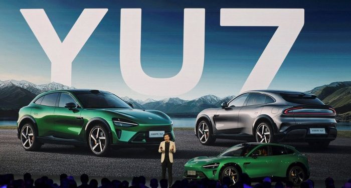 Chinese phonemaker touts 200,000 electric SUV orders in 3 minutes
