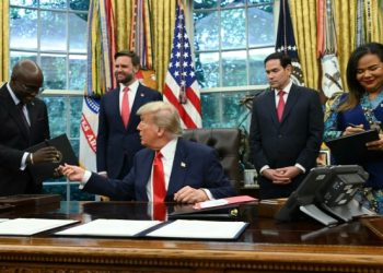 Donald Trump says he will only pick Fed chair who cuts interest rates