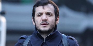 Ex-Janus Henderson analyst part of greedy ‘secret trading club’, jury hears