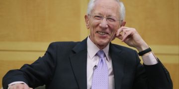 Influential economist Stanley Fischer dies