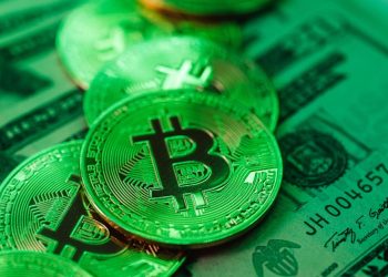 Bitcoin Must Reclaim Crucial $106,000 Resistance To Avoid Further Crash