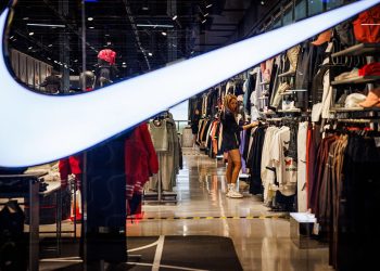 Stocks making the biggest moves midday: TSLA, CNC, HOOD, NKE