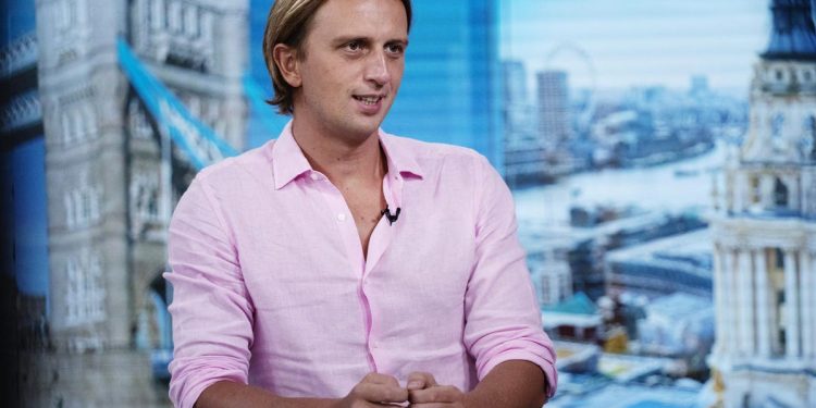 Neobank Revolut seeks $65B valuation, a year after its $45B deal
