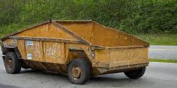 Wall Street Journal says “Elon Musk Is Running Out of Road in China”