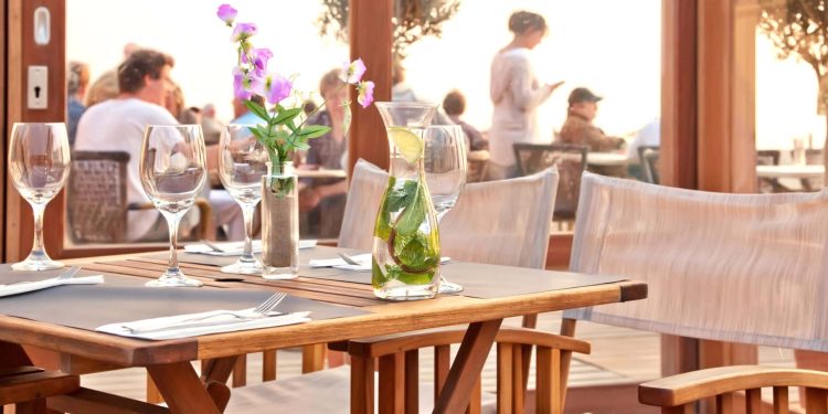 7 Real Ways To Get Paid To Eat at Restaurants