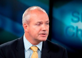 Savers should be able to tap private assets through Isas, says IA chief