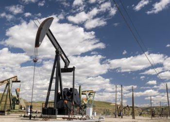 IEA forecasts slowest oil demand growth outside of pandemic since 2009