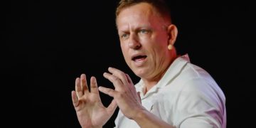 Peter Thiel joins tech billionaires backing new lender Erebor to rival Silicon Valley Bank