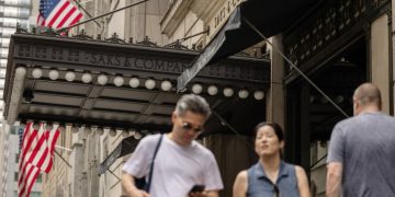 Saks divisive debt reshuffle shows a retail sector under strain