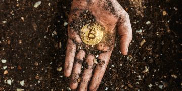 Why Satoshi-Era Bitcoin Are Relevant To Market Dynamics — Analyst Explains