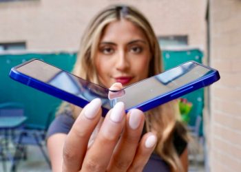 Verizon will give you a free Samsung Z Flip 7 phone right now – how the deal works